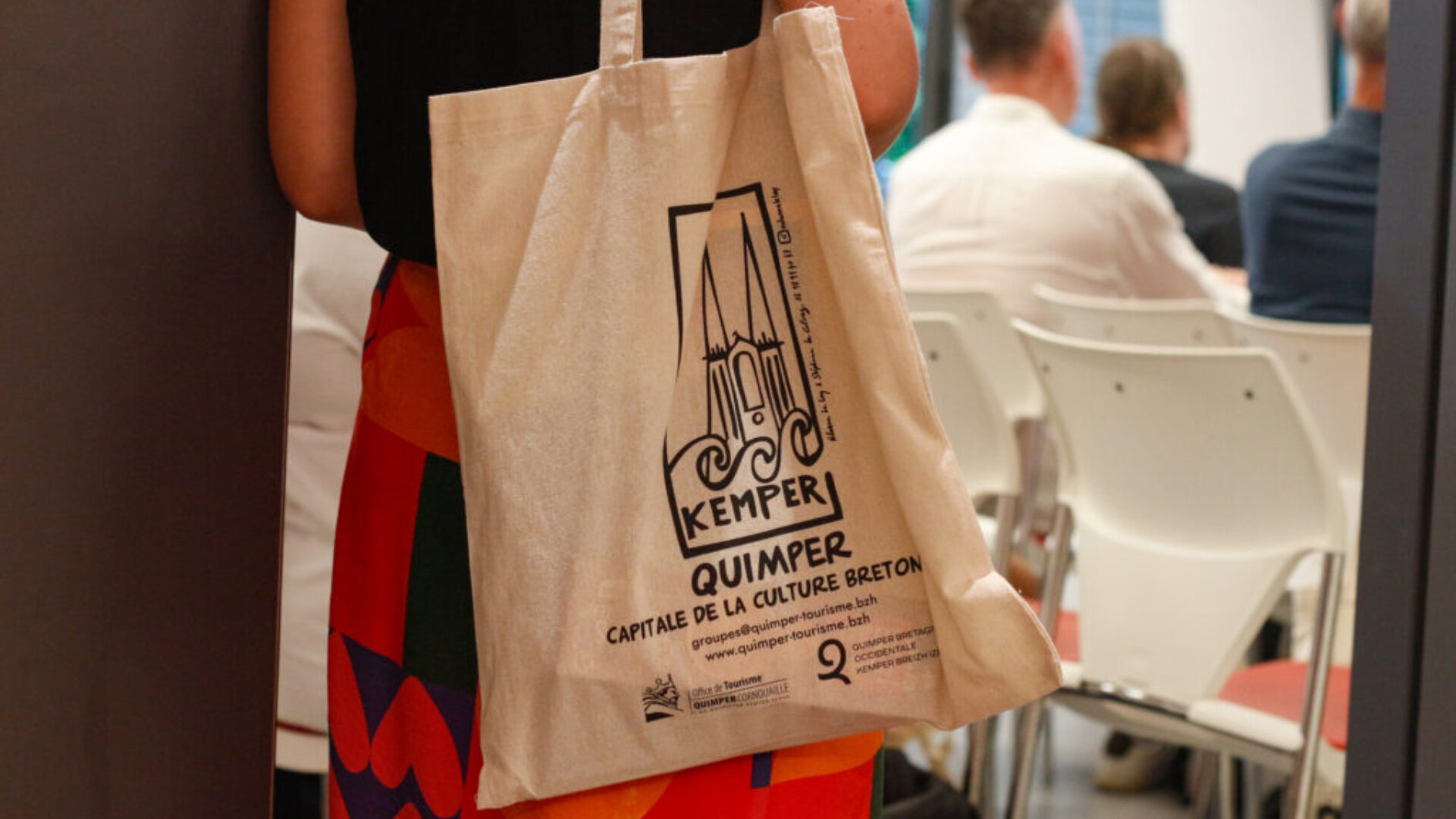 63èmes Rencontres du RNMA : Associations et collectivités, quelles coopérations possibles ? Les beaux sacs participants made in Quimper !